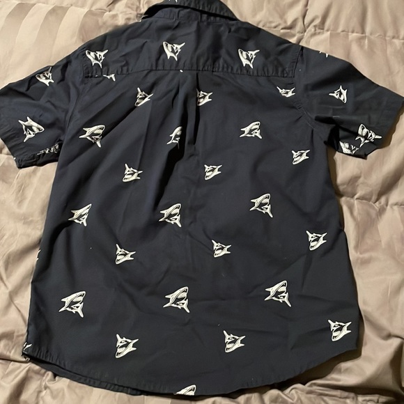 Shark Button Down - Picture 4 of 4